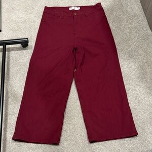 Women's Burgundy Cropped Pants